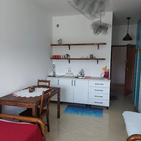 Navel's Apartment