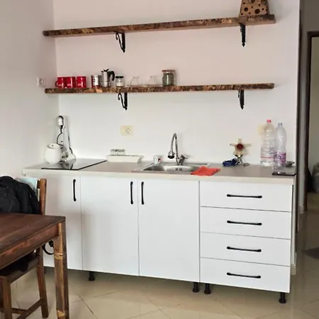 Navel's Apartment Durres